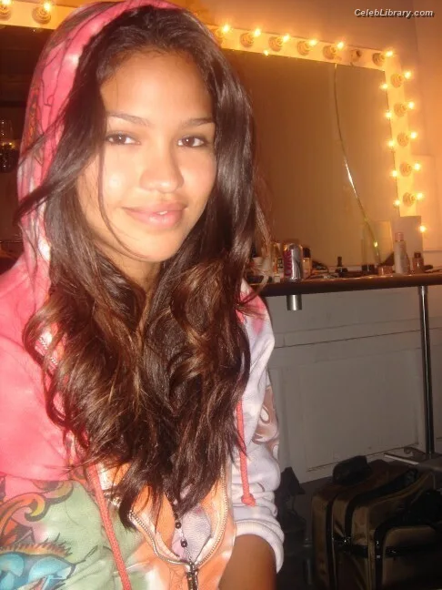 Cassie Ventura photo 19 of 118