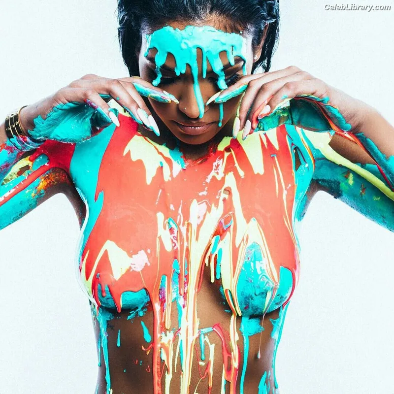 Cassie Ventura photo 20 of 118
