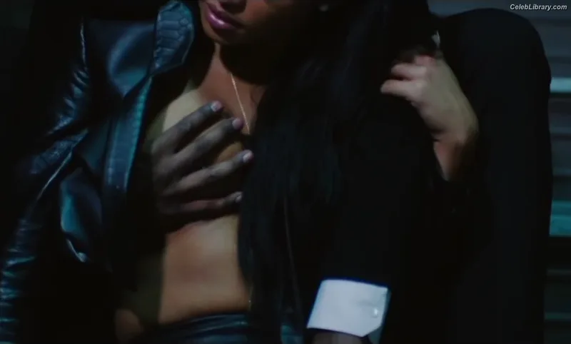 Cassie Ventura photo 13 of 118