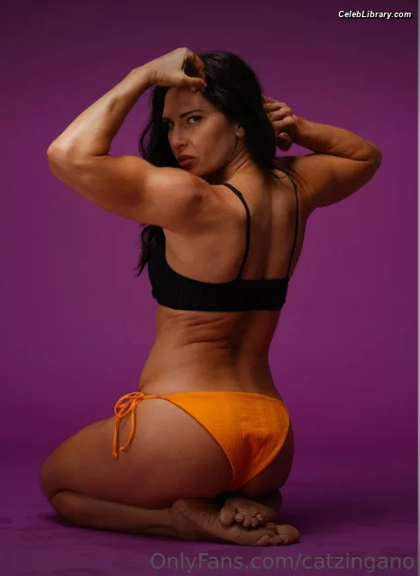 Cat Zingano photo 3 of 69
