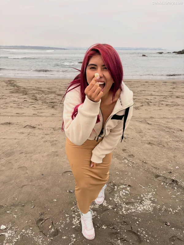 Catalina Garcia photo 11 of 216