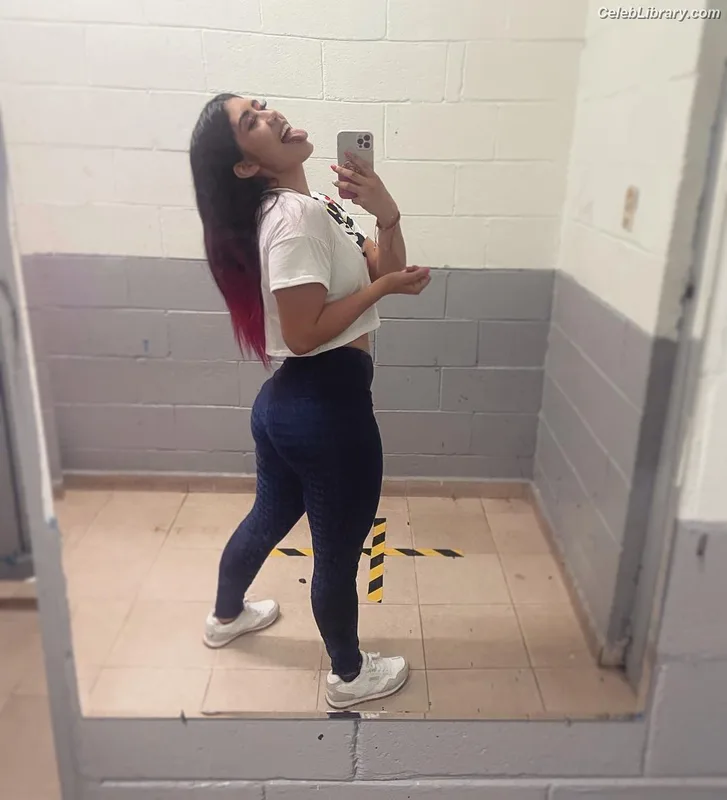 Catalina Garcia photo 17 of 216