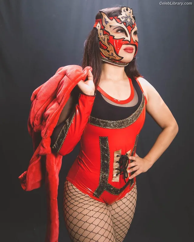 Catalina Garcia photo 6 of 216