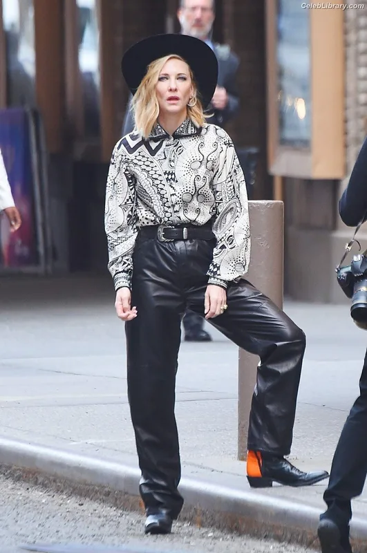 Cate Blanchett photo 11 of 334