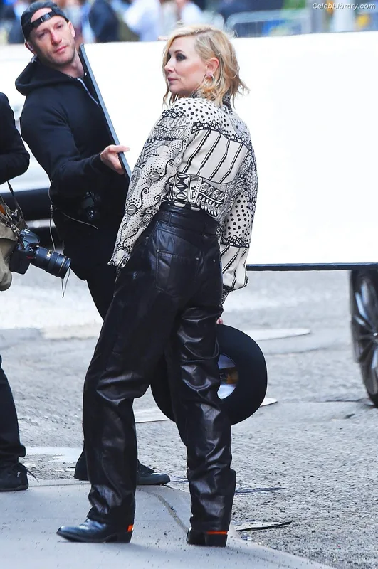 Cate Blanchett photo 5 of 334