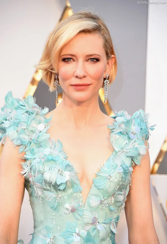 Cate Blanchett photo 8 of 334