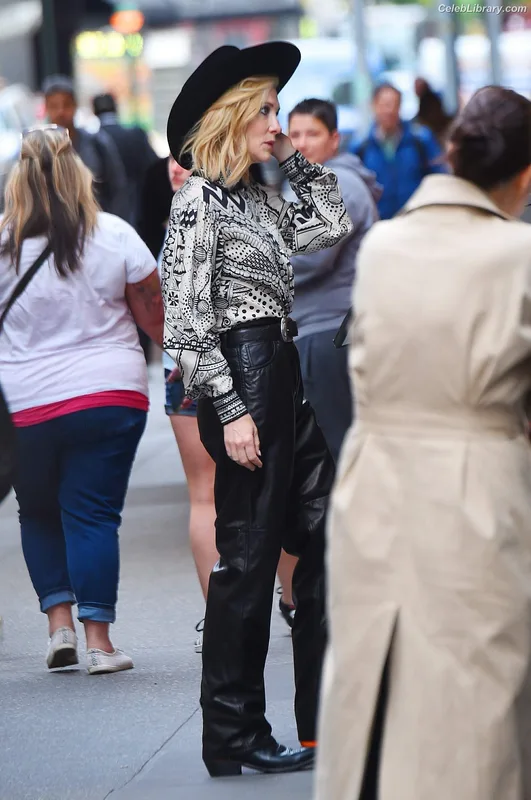 Cate Blanchett photo 16 of 334