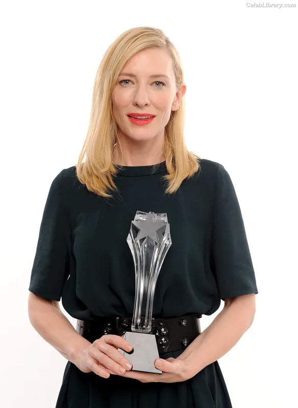 Cate Blanchett photo 4 of 334