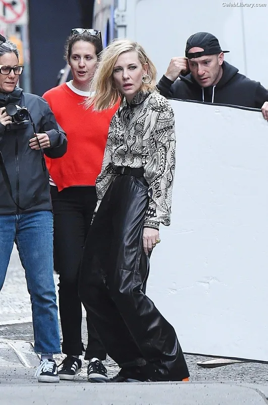 Cate Blanchett photo 6 of 334