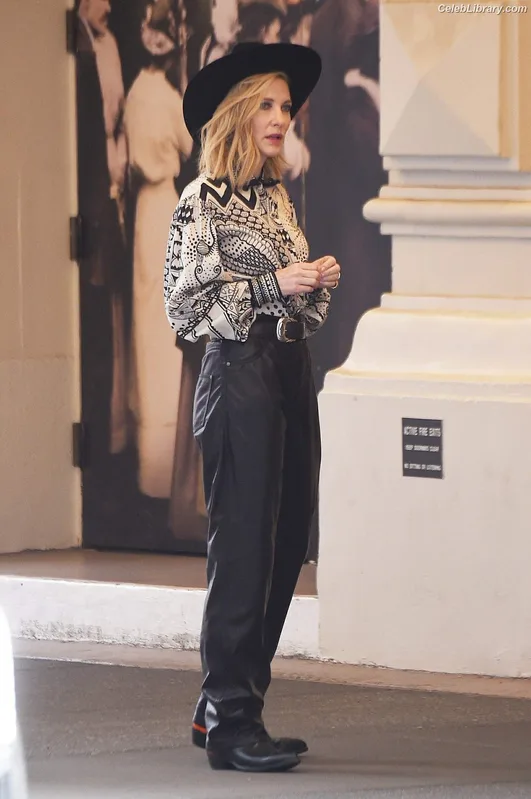Cate Blanchett photo 23 of 334
