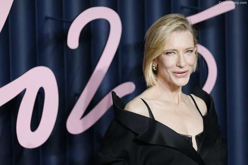 Cate Blanchett photo 4 of 334
