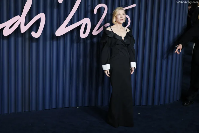 Cate Blanchett photo 6 of 334