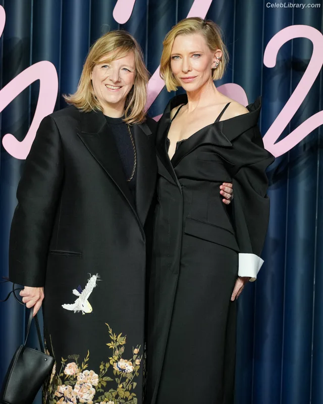 Cate Blanchett photo 19 of 334