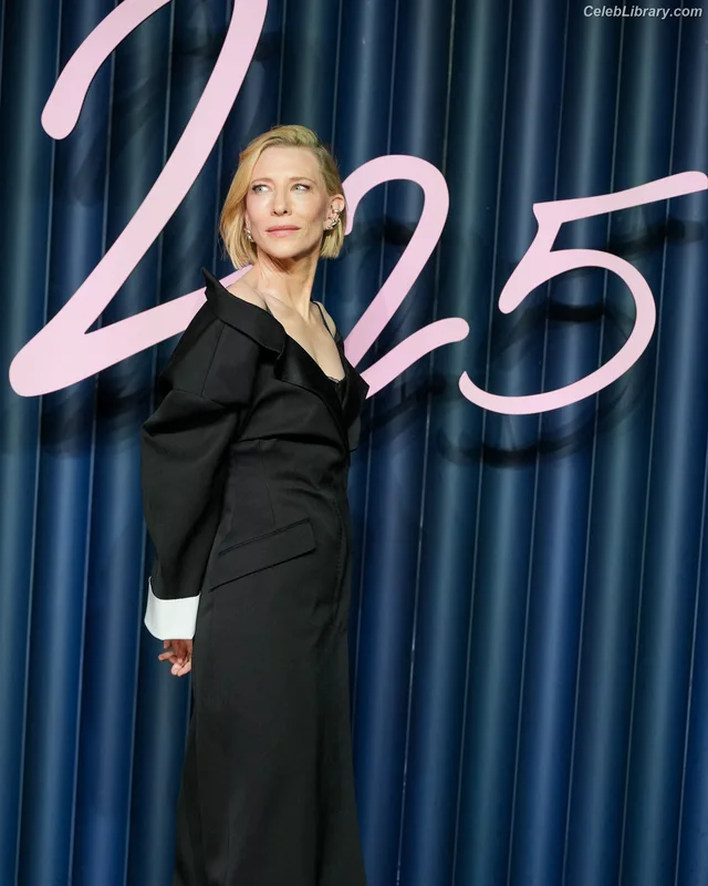 Cate Blanchett photo 24 of 334