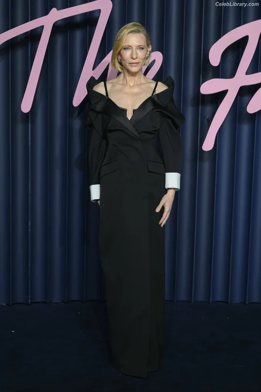 Cate Blanchett photo 4 of 334
