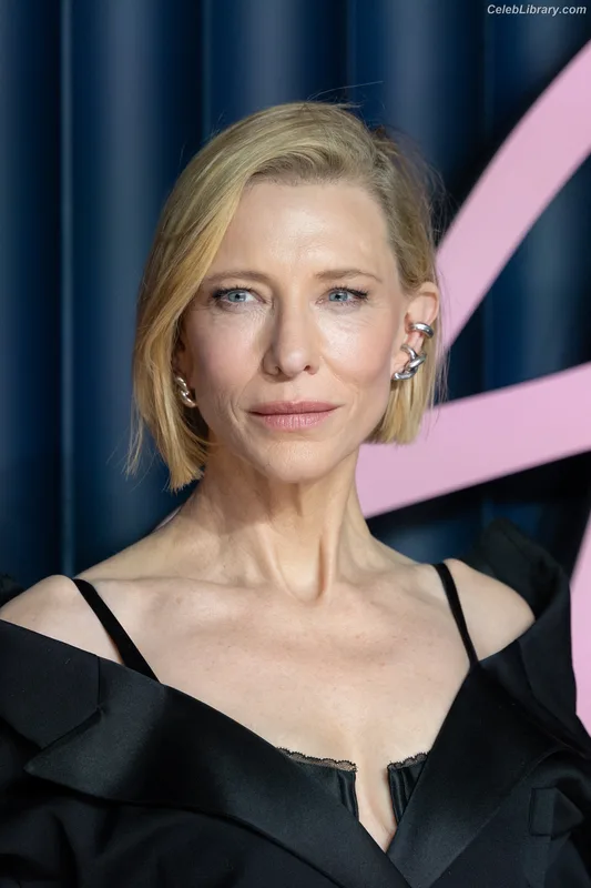 Cate Blanchett photo 8 of 334