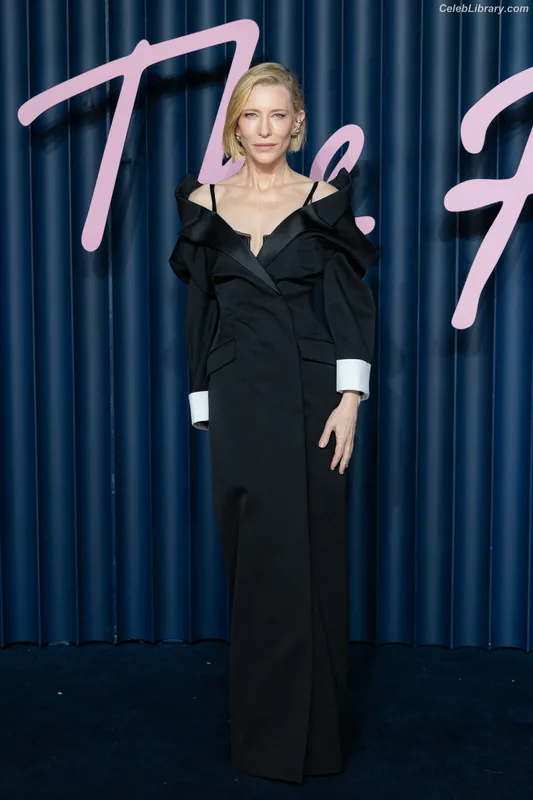 Cate Blanchett photo 9 of 334