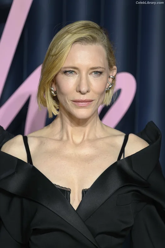 Cate Blanchett photo 13 of 334