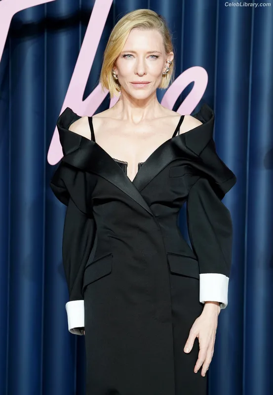 Cate Blanchett photo 15 of 334