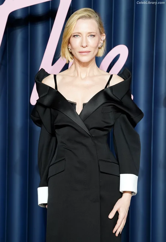 Cate Blanchett photo 16 of 334