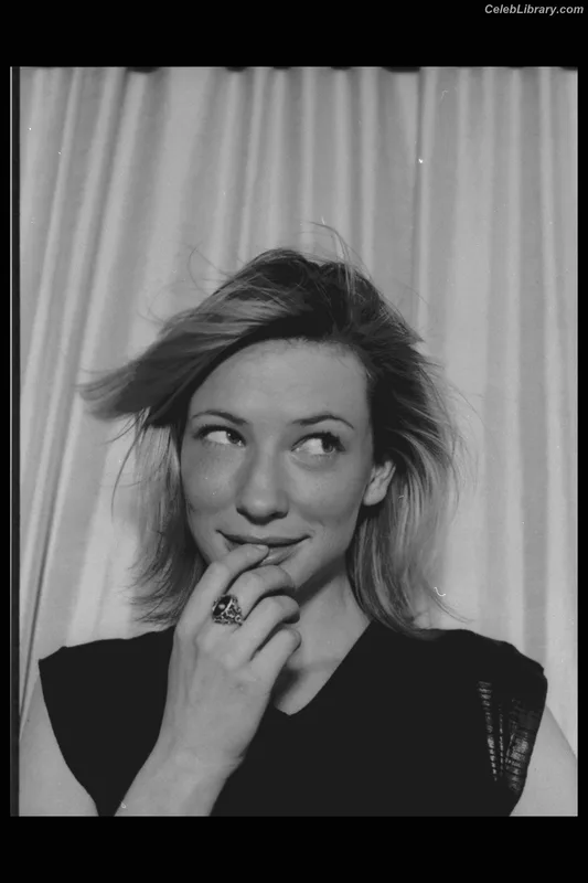 Cate Blanchett photo 17 of 334