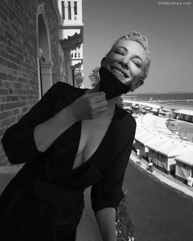 Cate Blanchett photo 1 of 334