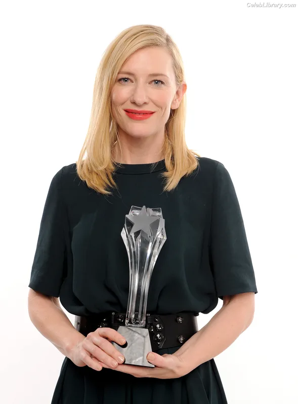 Cate Blanchett photo 8 of 334