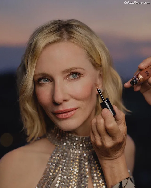 Cate Blanchett photo 7 of 334