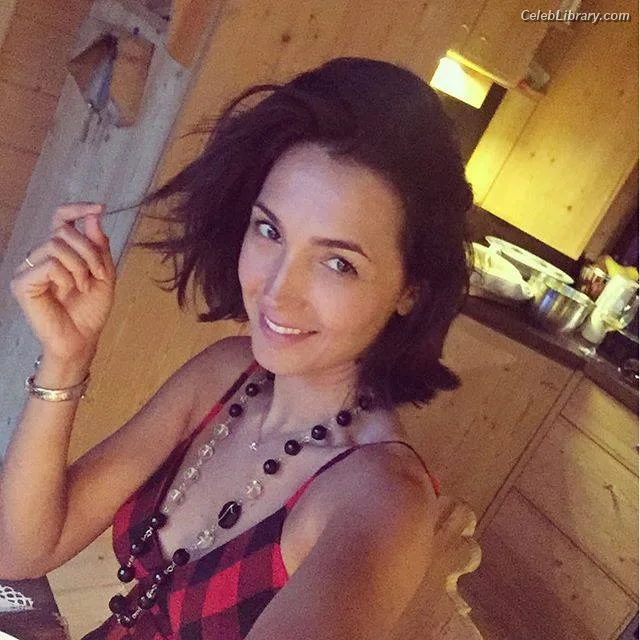 Caterina Balivo photo 2 of 31