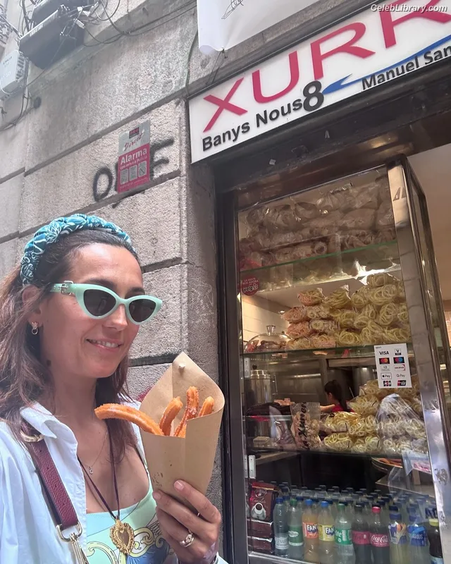 Caterina Balivo photo 5 of 31