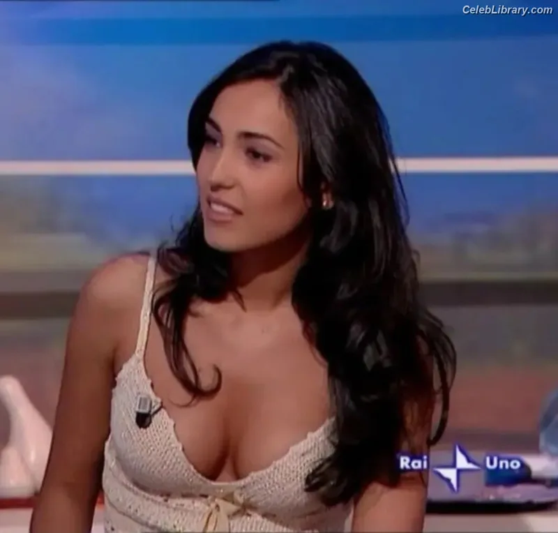 Caterina Balivo photo 6 of 31
