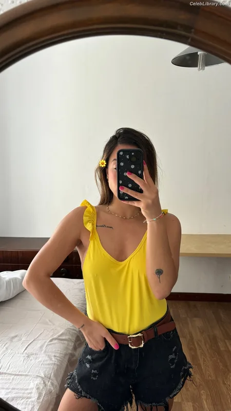 Caterina Benedetti photo 6 of 134