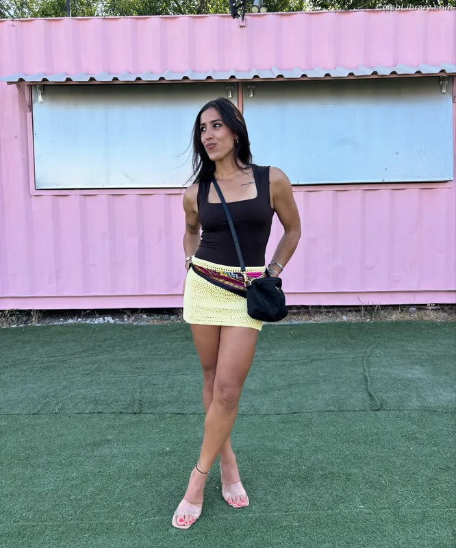 Caterina Benedetti photo 16 of 134