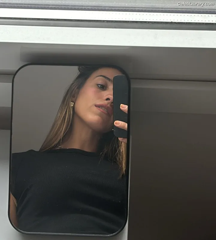 Caterina Benedetti photo 13 of 134