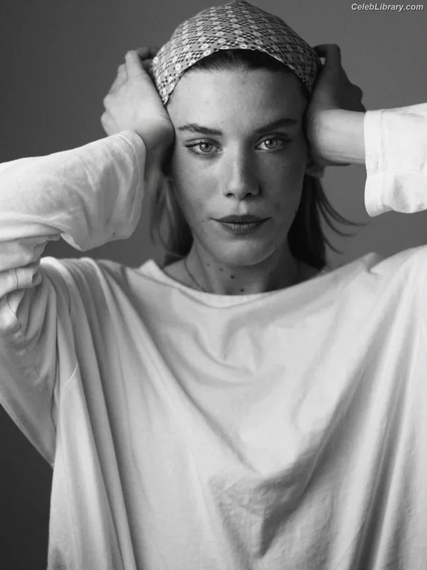 Caterina de Angelis photo 13 of 34