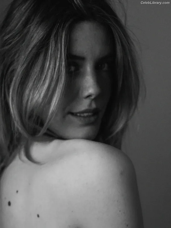 Caterina de Angelis photo 14 of 34