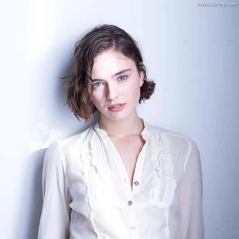 Caterina Ferioli photo 7 of 104