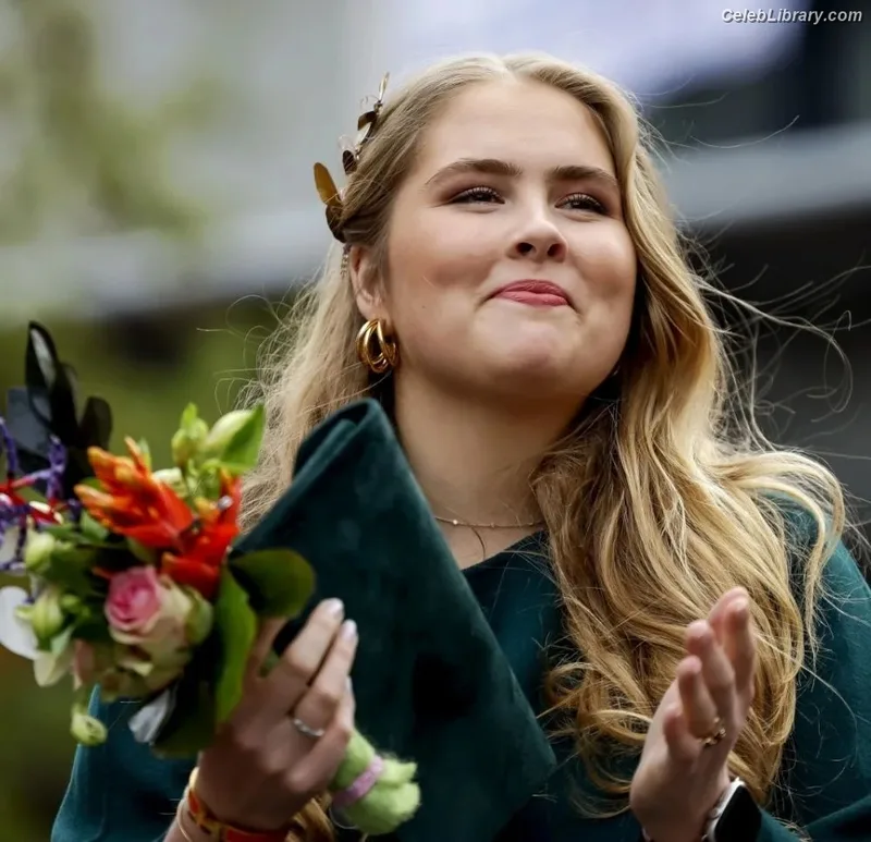 Catharina-Amalia photo 5 of 23