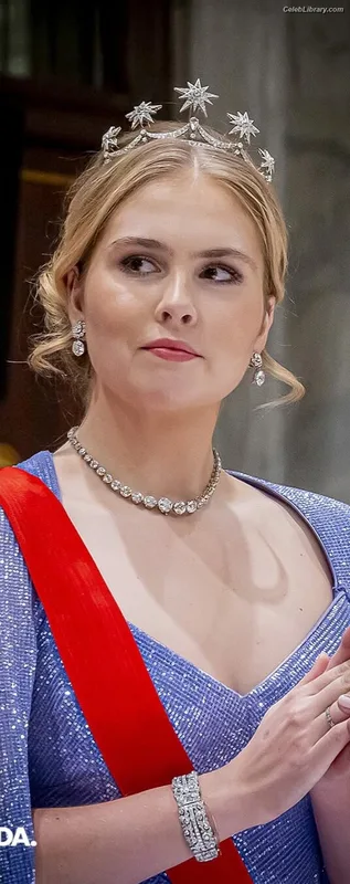 Catharina-Amalia photo 17 of 23