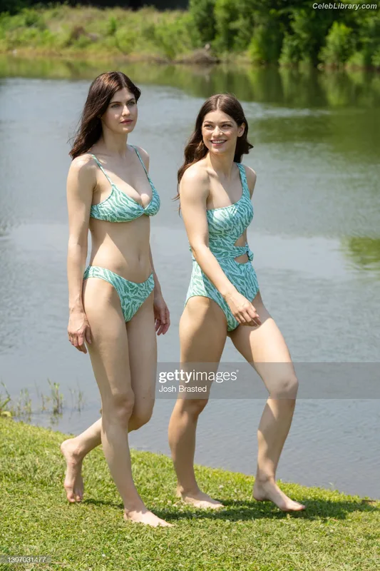 Catharine Daddario photo 10 of 61