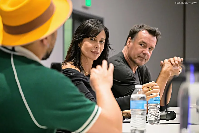 Catherine Bell photo 6 of 179
