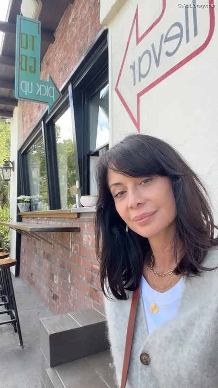 Catherine Bell photo 21 of 179