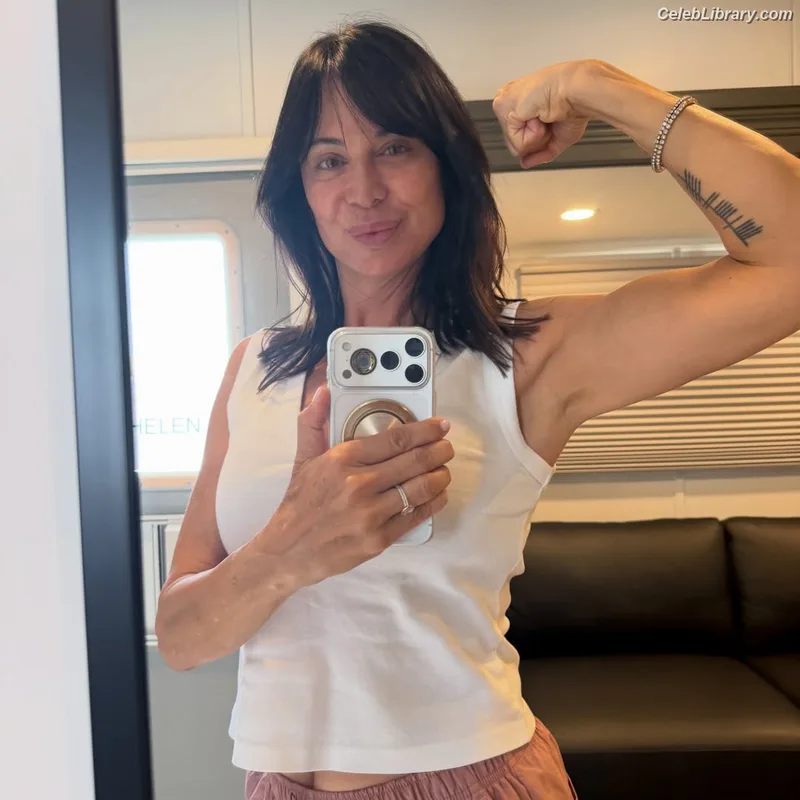Catherine Bell photo 14 of 179