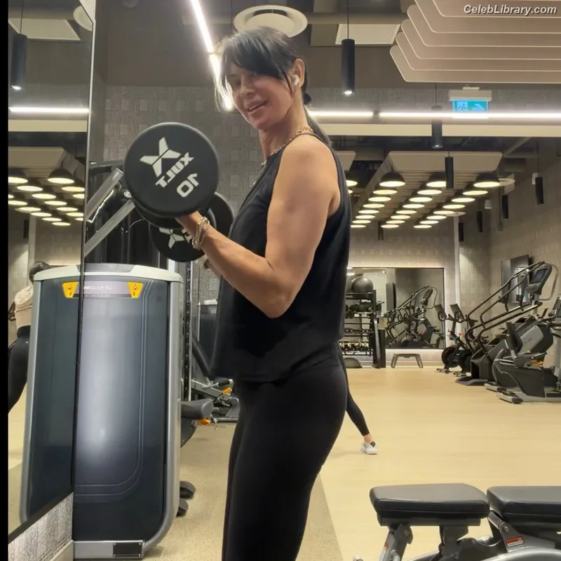 Catherine Bell photo 23 of 179