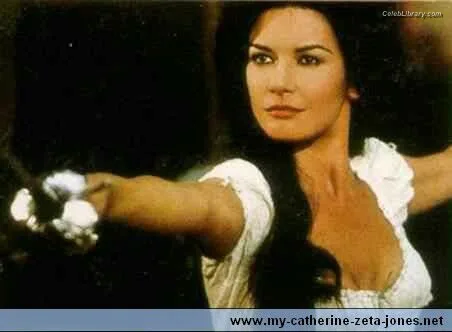 Catherine Zeta Jones photo 6 of 87