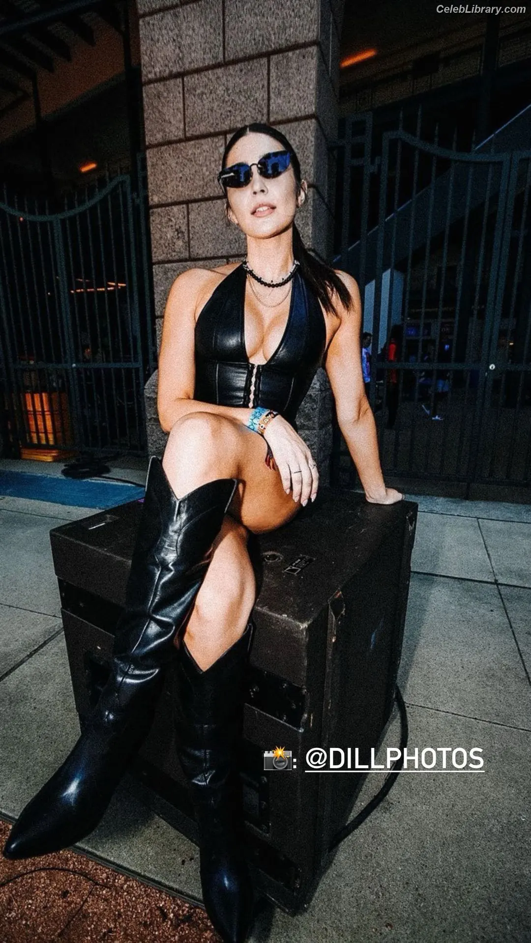 Cathy Kelley photo 1 of 1410