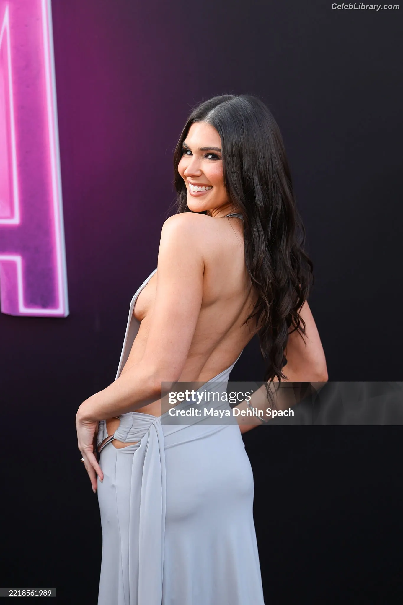 Cathy Kelley photo 24 of 1410