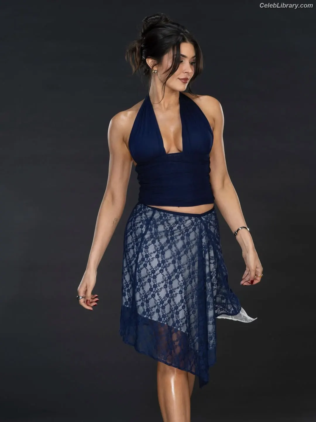 Cathy Kelley photo 20 of 1410