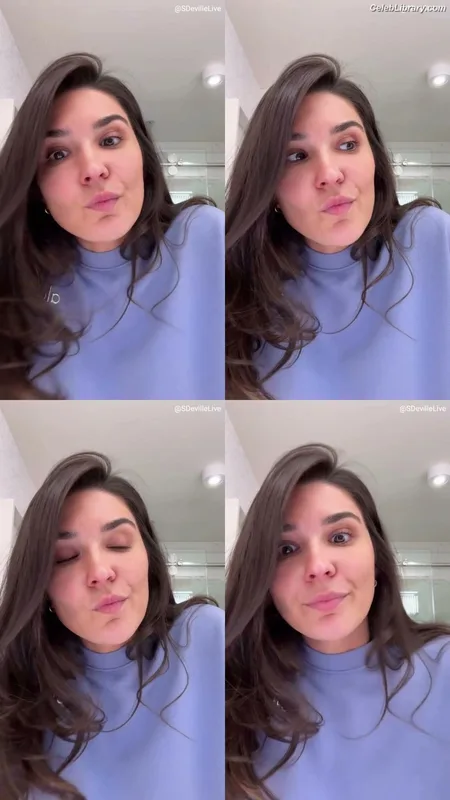 Cathy Kelley photo 8 of 1427