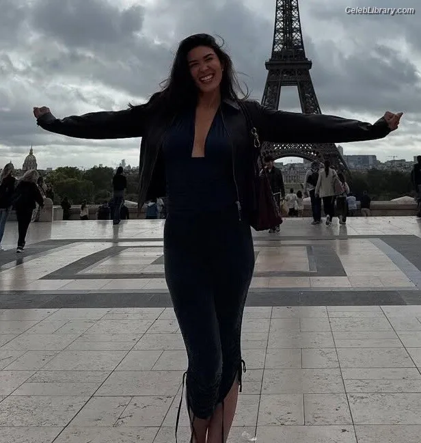 Cathy Kelley photo 18 of 1427